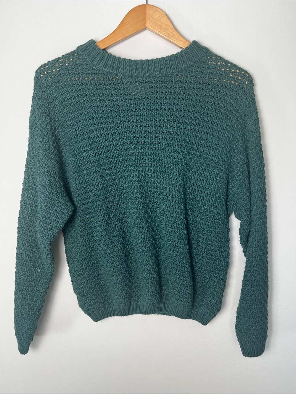 Universal Thread Women’s Green Knit Sweater Small